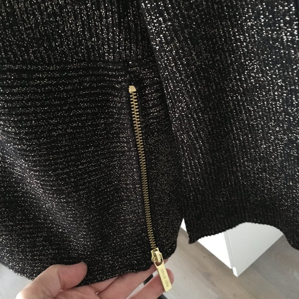 MK Sweater - Picture 3 of 7